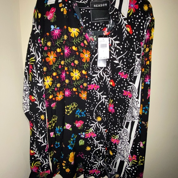 Large Men Shirt - Picture 3 of 7